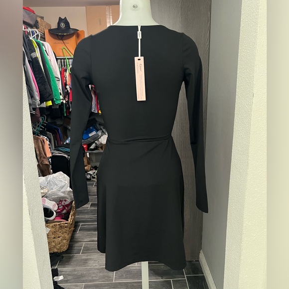 NWT QINSEN Black Square Neck Bodice Long Sleeve Dress - Picture 9 of 12